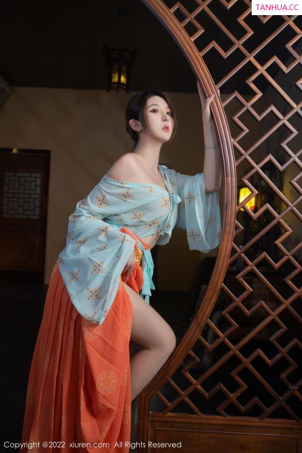 夏甜甜  [XiuRen]高清写真图 2022.10.28 No.5772 夏甜甜 古装美腿第26张图片